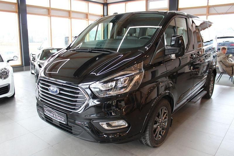 Gebraucht Ford Tourneo Titanium 185 PS (136 kW) 2021 Schwarz Kombi