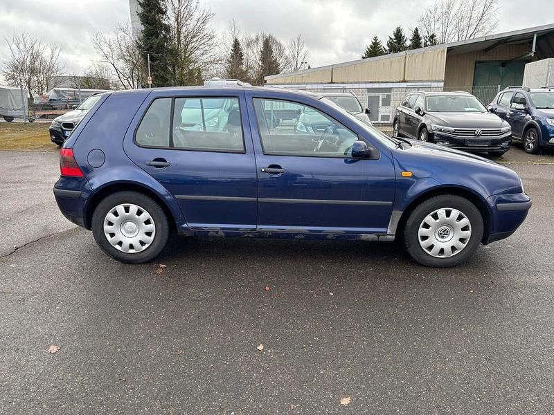 Gebraucht VW Golf IV 75 PS (55 kW) 2001 Limousine
