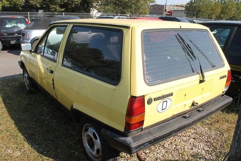 Gebraucht VW Polo 54 PS (39 kW) 1987 Gelb Kleinwagen