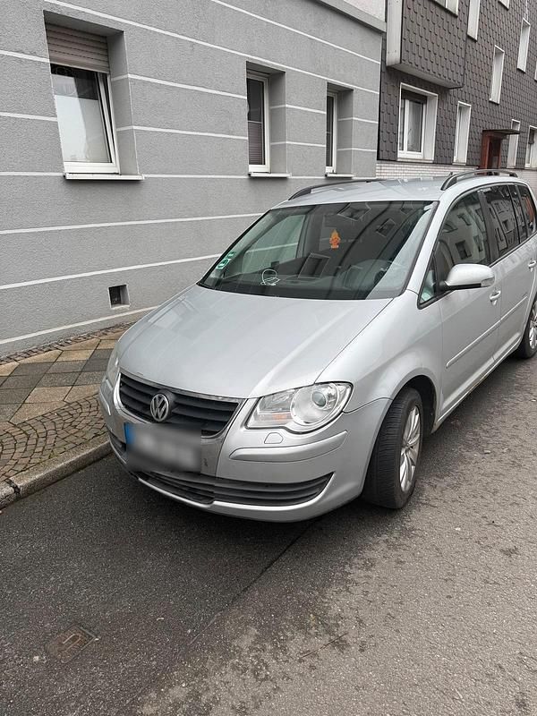 Gebraucht VW Touran 140 PS (102 kW) 2008 Silber Van / Kleinbus