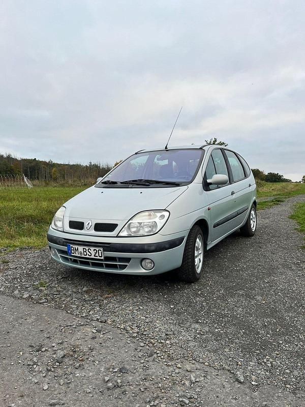 Grau Gebraucht 2001 Renault Scénic Van / Kleinbus | 1.250 € (Fairer Preis) - Bild 1/4