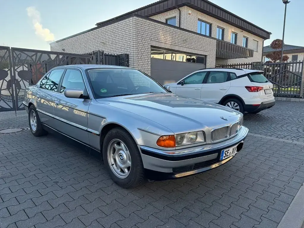 Second-hand BMW 728 193 CP (141 kW) 1995 Argintiu Berlinǎ