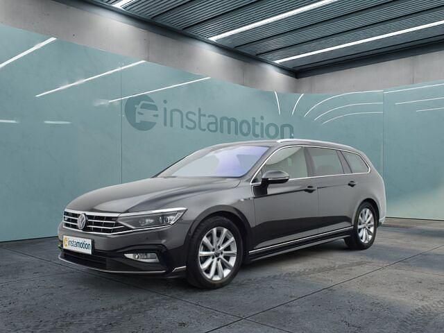 Gebraucht VW Passat Elegance 150 PS (110 kW) 2023 Grau Kombi