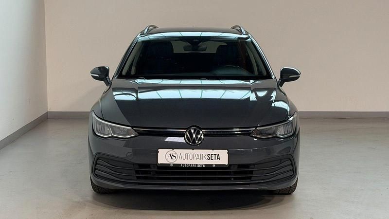 Gebraucht VW Golf VIII Life 150 PS (110 kW) 2022 Grau Kombi