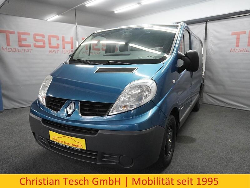 Gebraucht Renault Trafic 114 PS (83 kW) 2008 Blau Van / Kleinbus