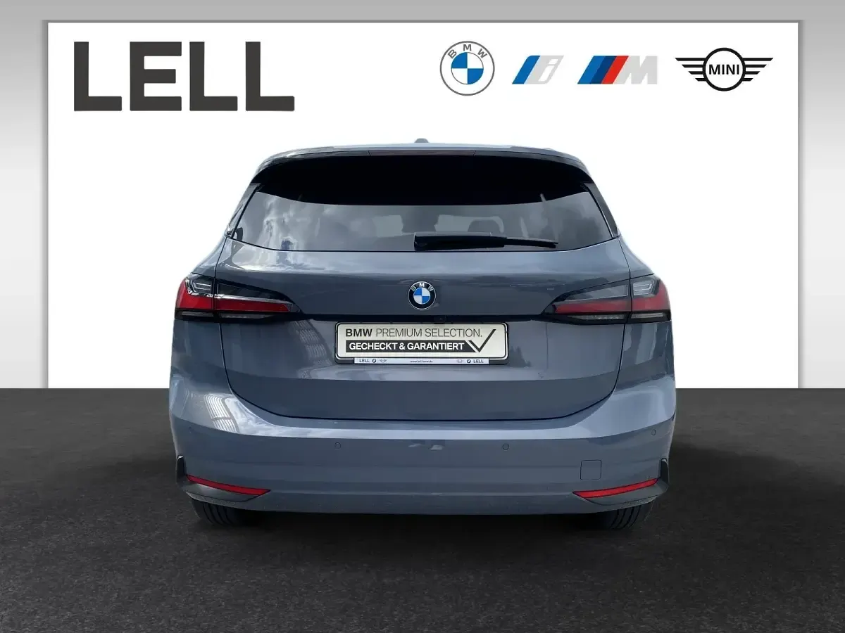 Gebraucht BMW 218 Active Tourer 136 PS (100 kW) 2023 Sparkling kupfergrau Van / Kleinbus