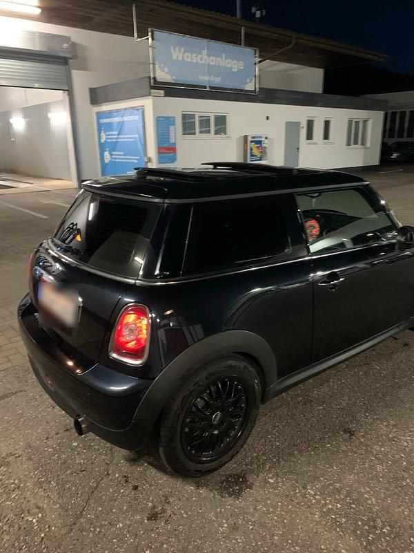Gebraucht Mini ONE 95 PS (69 kW) 2008 Schwarz Kleinwagen