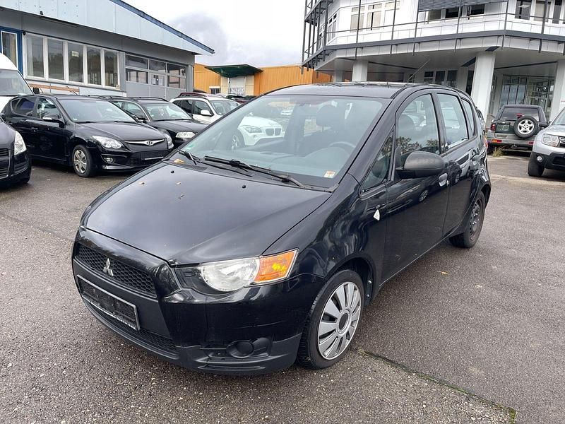 Gebraucht Mitsubishi Colt Inform 75 PS (55 kW) 2012 Schwarz Kleinwagen