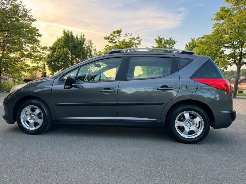Grau Gebraucht 2009 Peugeot 207 Kombi | 1.900 € (Fairer Preis) - Bild 1/4