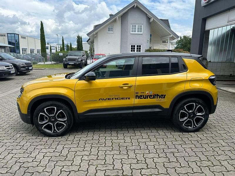 Gebraucht Jeep Avenger EV Summit 114 kW (156 PS) 2023 Gelb SUV