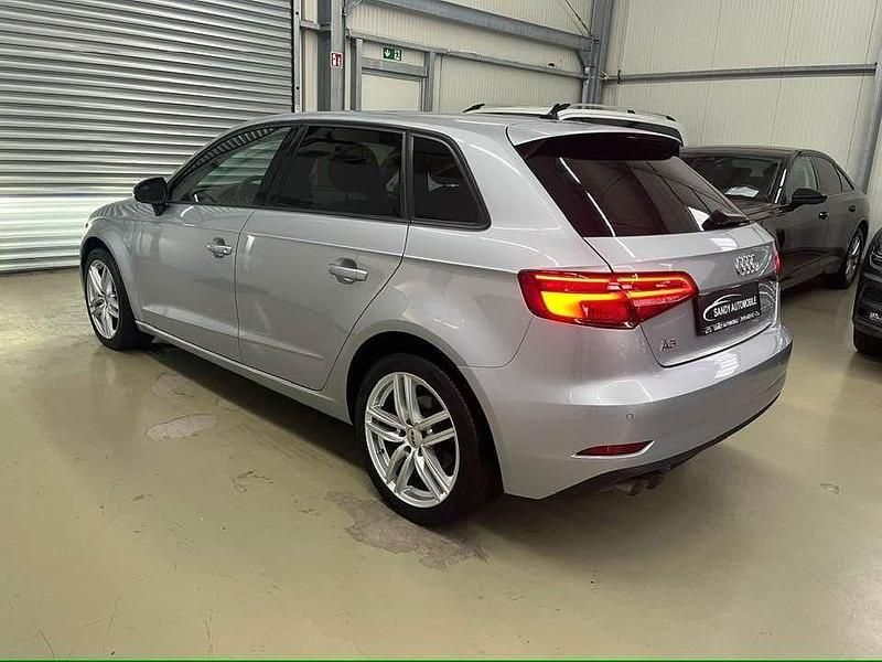 Gebraucht Audi A3 Basis 150 PS (110 kW) 2020 Silber Limousine