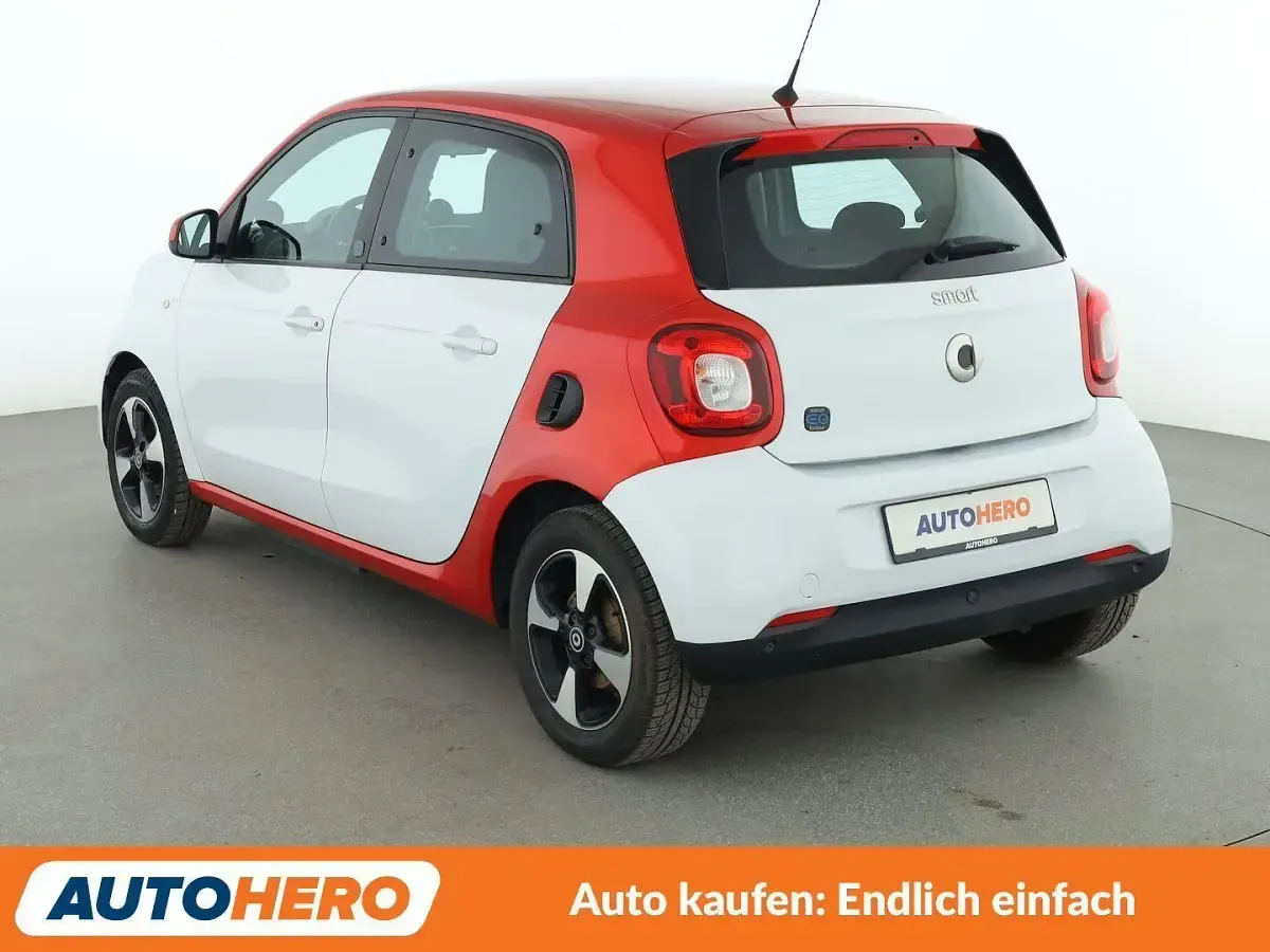 Gebraucht Smart ForFour Electric Drive Passion 60 kW (82 PS) 2020 Weiß Limousine