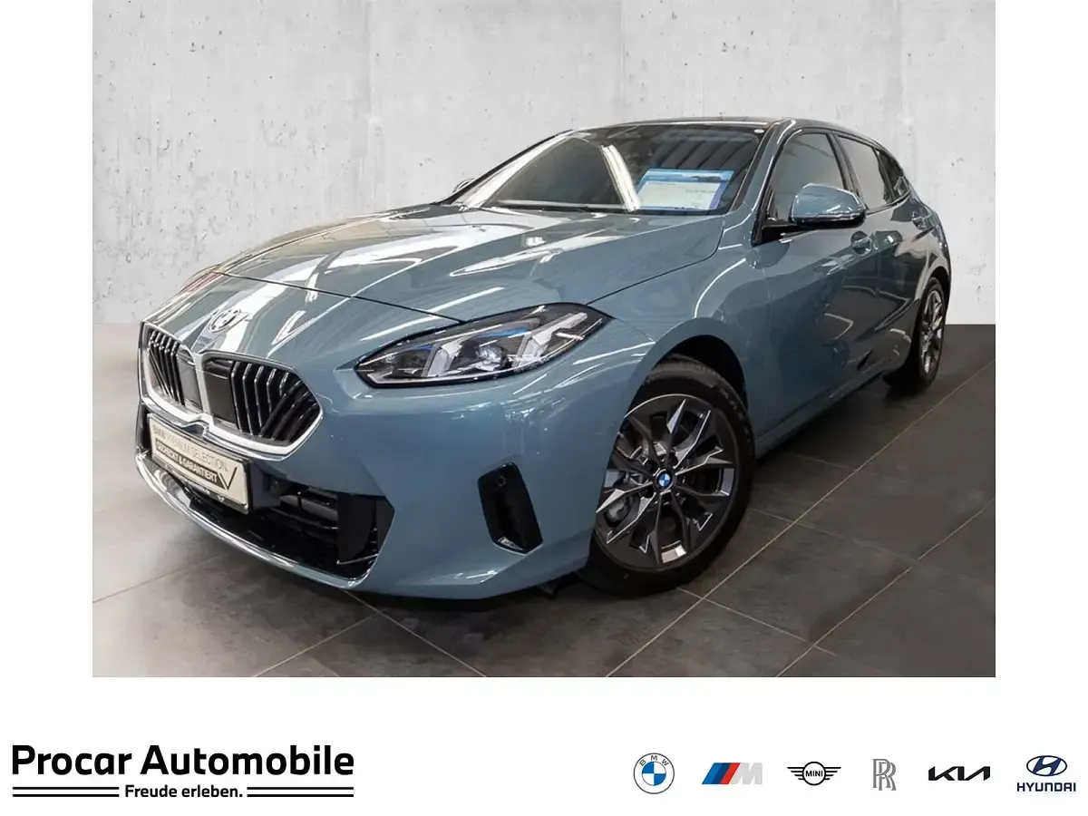 Gebraucht BMW 120 Sport Line 156 PS (114 kW) 2025 Kleinwagen