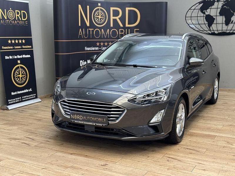 Grau Gebraucht 2022 Ford Focus Kombi | 15.350 € (Guter Preis) - Bild 1/3