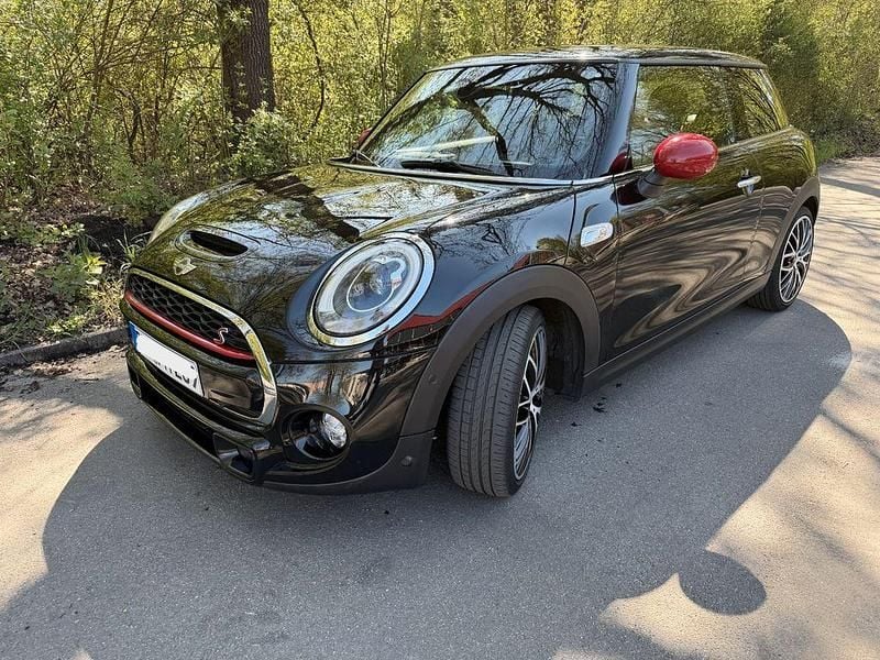 Second-hand Mini John Cooper Works 192 CP (141 kW) 2016 Negru Hatchback