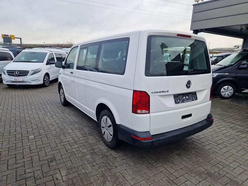Gebraucht VW Caravelle 110 PS (80 kW) 2021 Candyweiß Van / Kleinbus