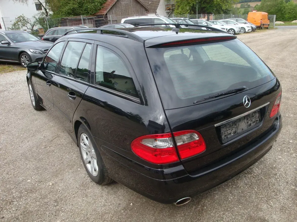 Brugt Mercedes E280 Classic 231 HK (169 kW) 2007 Sort Stationcar