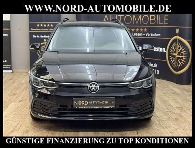 Gebraucht VW Golf VIII Life 110 PS (80 kW) 2022 Schwarz Kombi