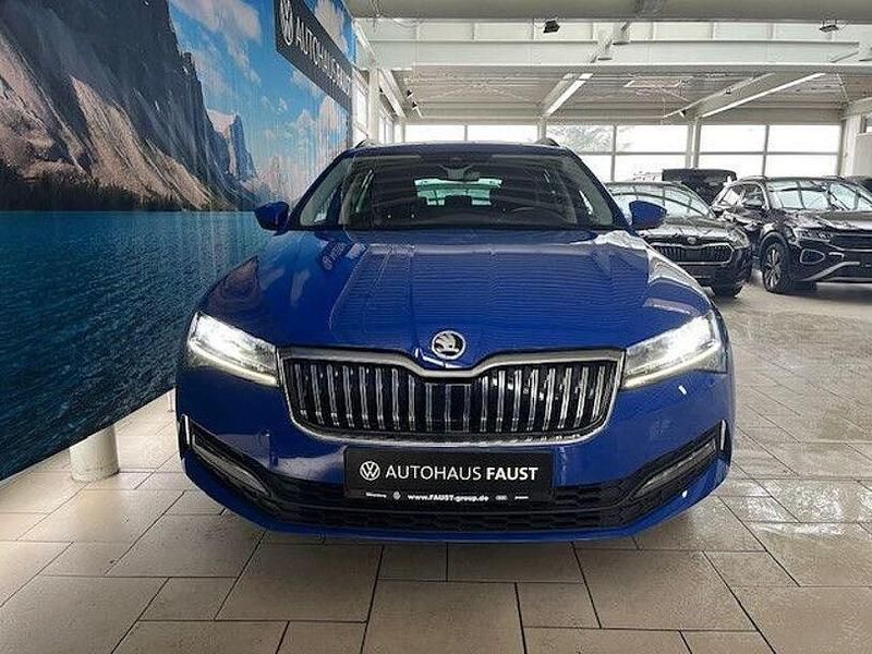 Gebraucht Skoda Superb Ambition 150 PS (110 kW) 2022 Blau Kombi
