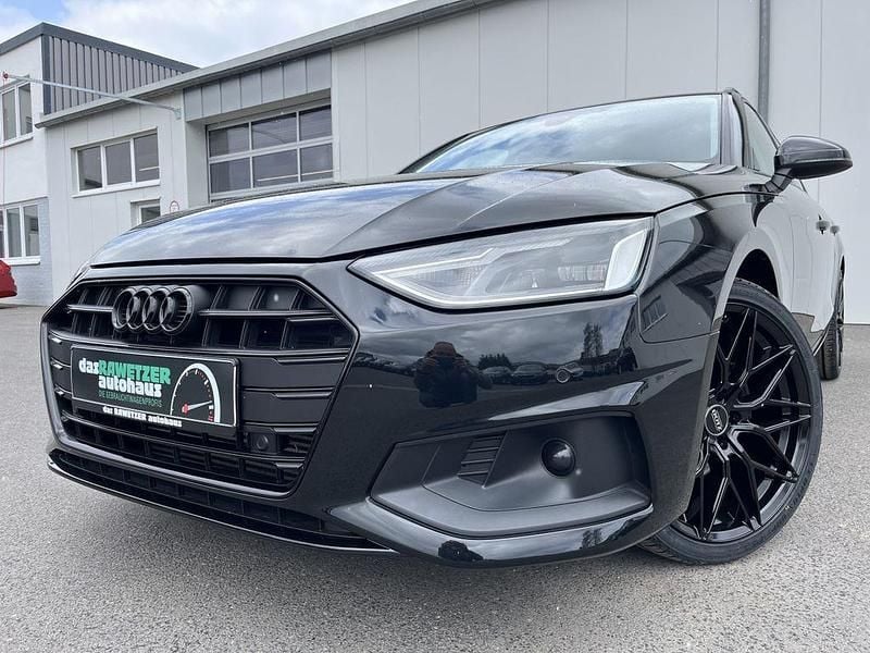 Gebraucht Audi A4 150 PS (110 kW) 2022 Mythosschwarz Kombi