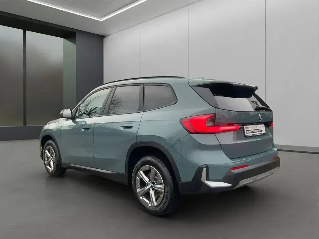 Gebraucht BMW X1 Performance 136 PS (100 kW) 2023 Grün SUV