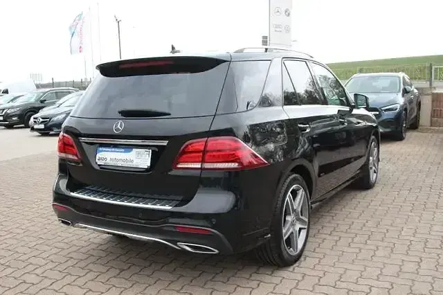 Gebraucht Mercedes GLE350 AMG line 258 PS (189 kW) 2019 Schwarz SUV