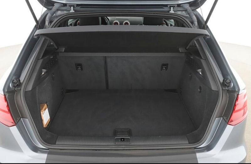 Gebraucht Audi A3 Sport 150 PS (110 kW) 2017 Grau Limousine