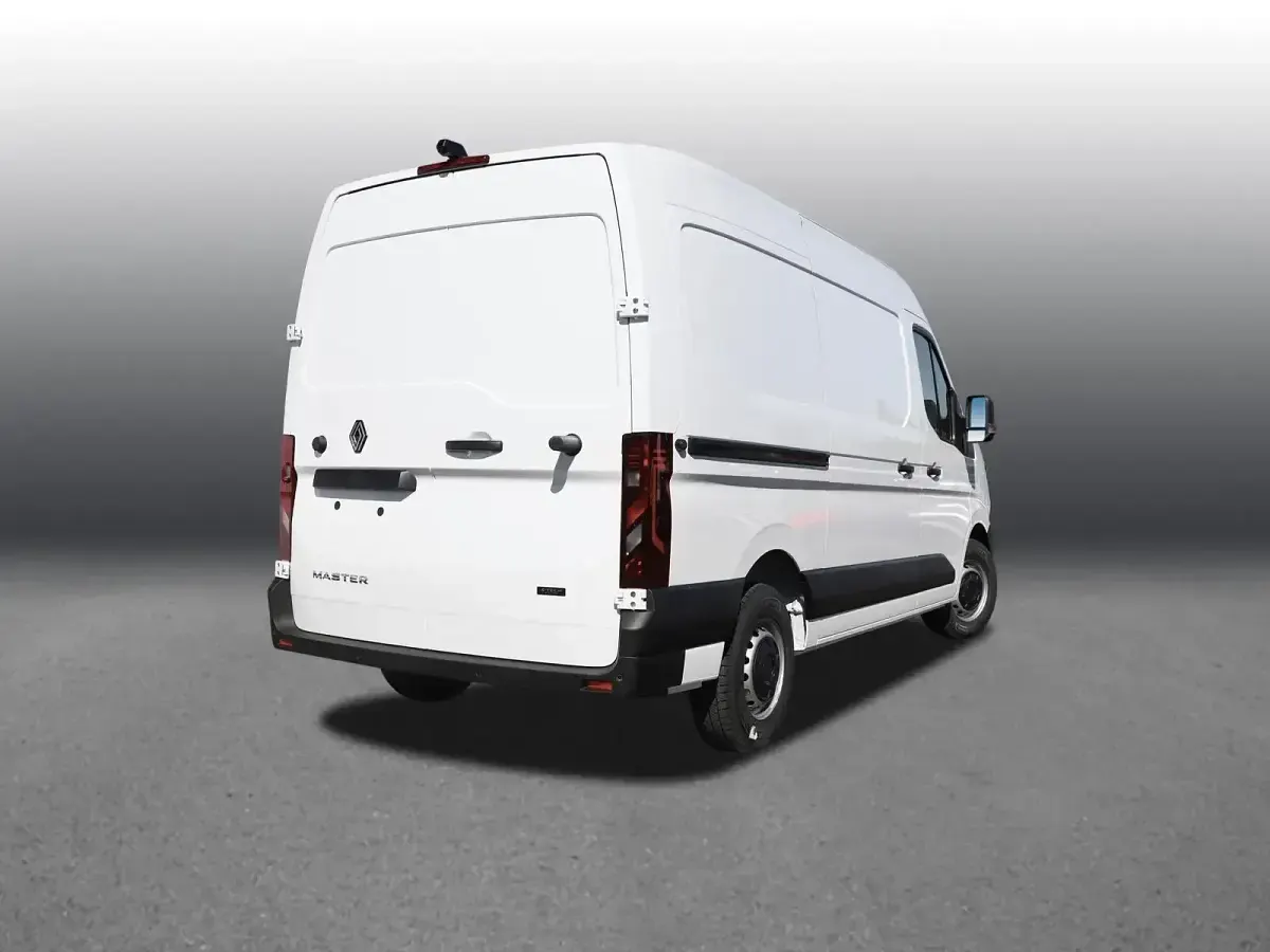 Usata Renault Master 105 kW (143 CV) 2026 Bianco Monovolume