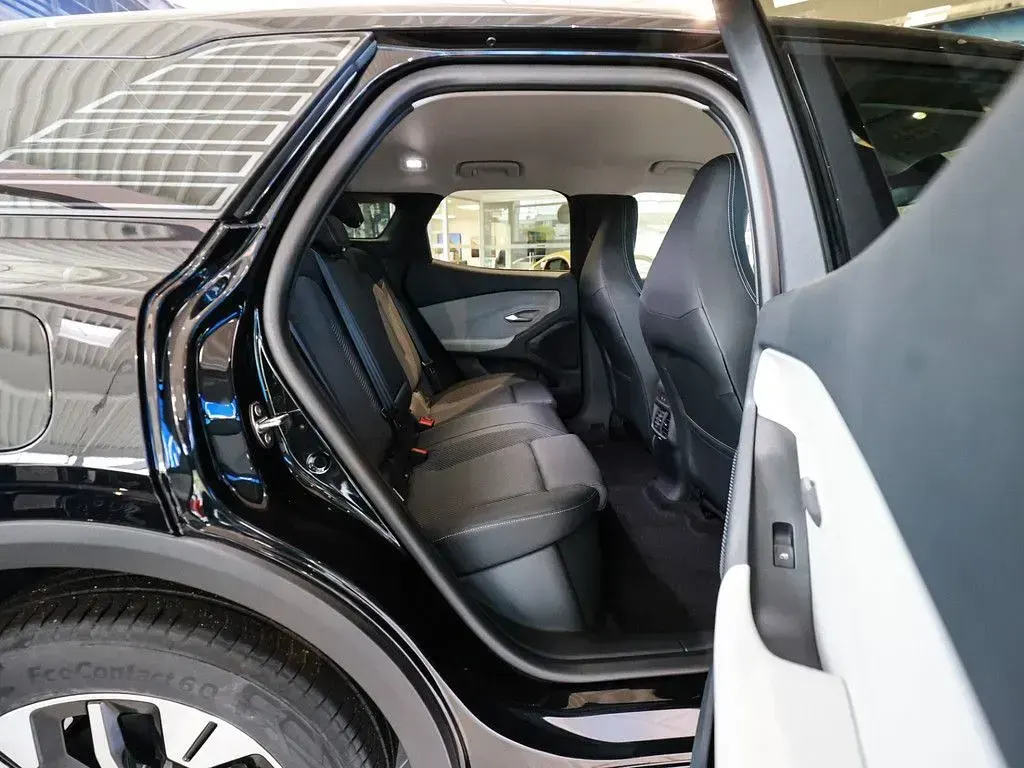 Nouvelle Ford Explorer Extended Range 250 kW (340 ch) 2026 Noir SUV