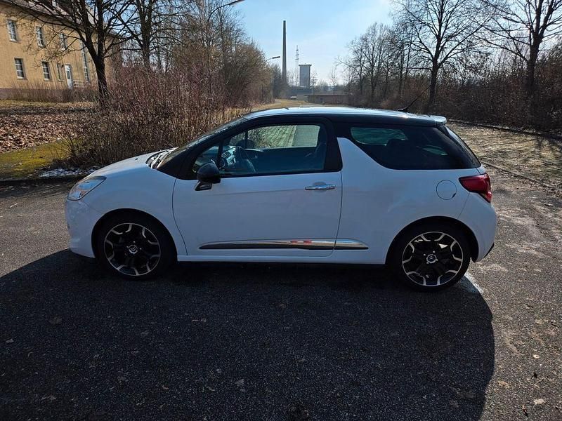 Gebraucht Citroën DS3 68 PS (50 kW) 2014 Weiß