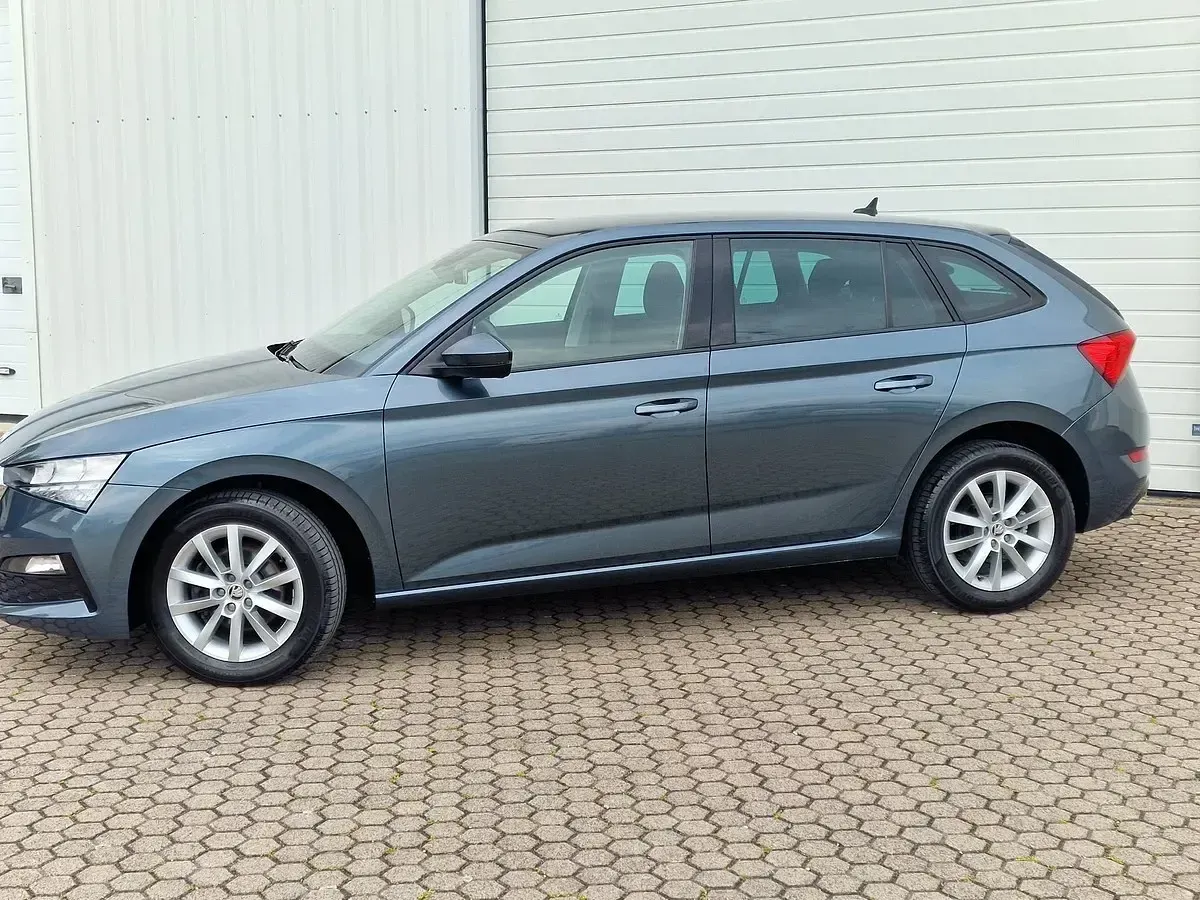 Gebraucht Skoda Scala Ambition 116 PS (85 kW) 2019 Grau metallic Kleinwagen