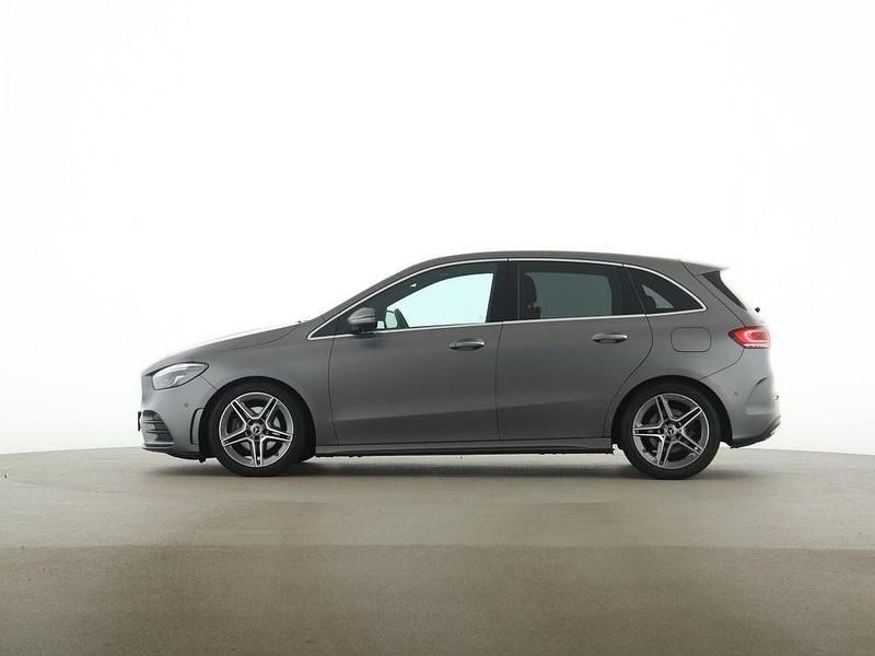 Gebraucht Mercedes B200 AMG 163 PS (119 kW) 2018 Grau Van / Kleinbus