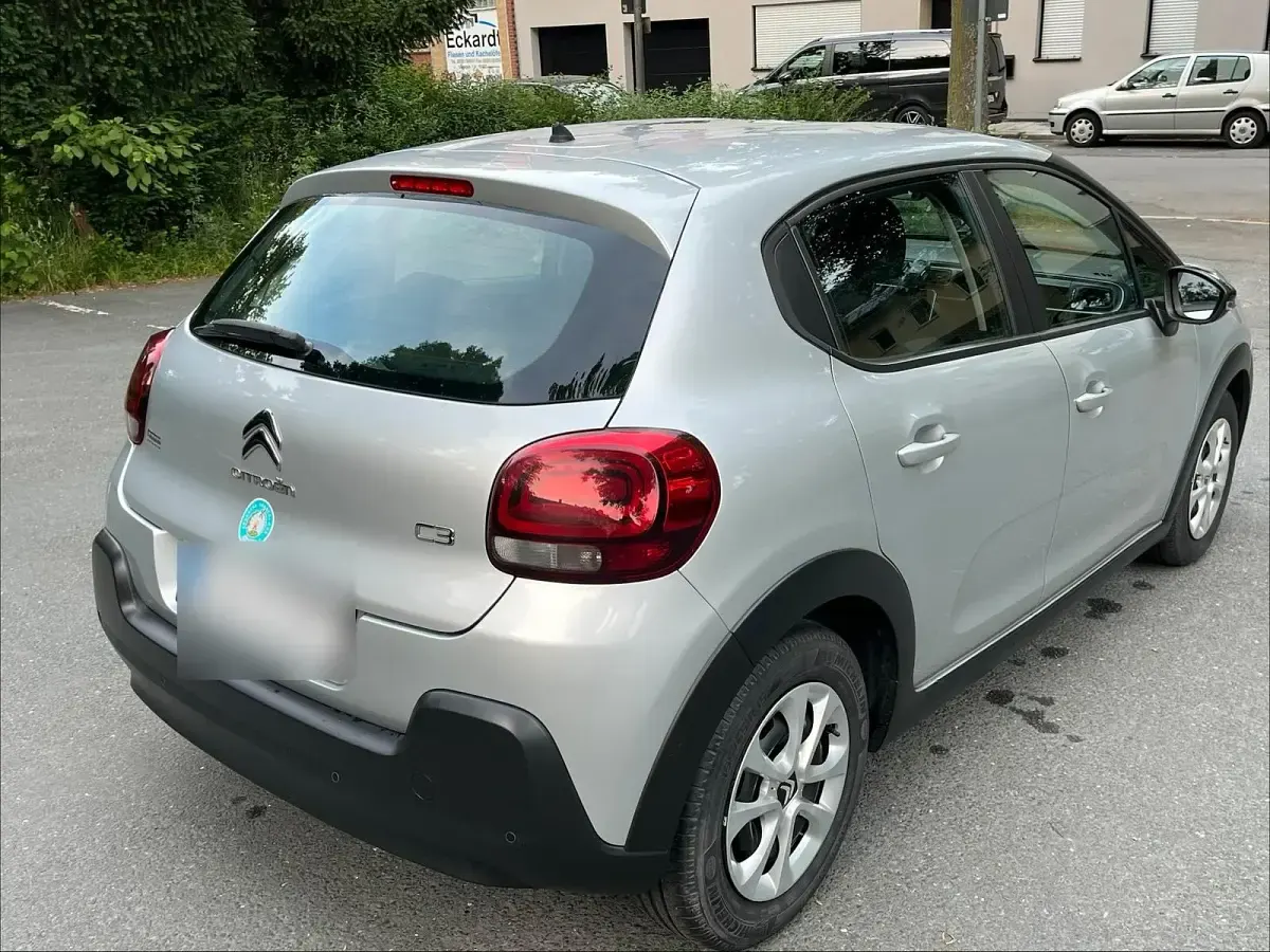 Gebraucht Citroën C3 PureTech 86 PS (63 kW) 2017 Silber Limousine