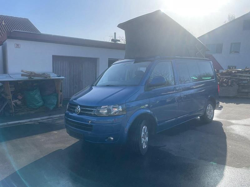 Gebraucht VW California Beach 103 PS (75 kW) 2011 Blau Van