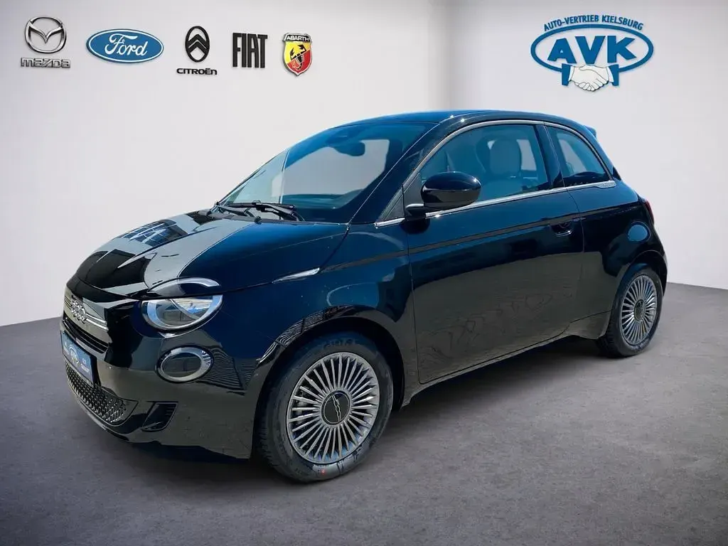 Neu Fiat 500 Icon 65 PS (47 kW) 2026 Schwarz Kleinwagen