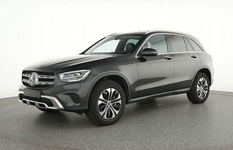 Grau Gebraucht 2022 Mercedes GLC300e SUV | 31.800 € (Fairer Preis) - Bild 1/4