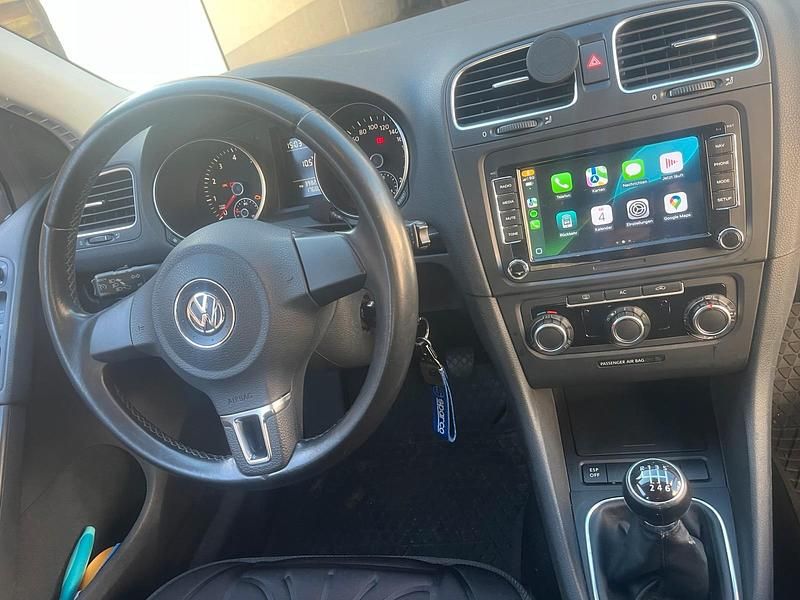 Gebraucht VW Golf VI 122 PS (89 kW) 2010 Schwarz Kleinwagen