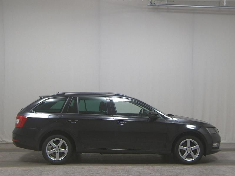 Gebraucht Skoda Octavia Style 150 PS (110 kW) 2019 Schwarz Kombi