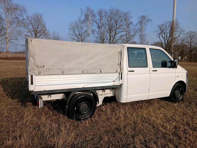 Gebraucht VW T5 102 PS (75 kW) 2011 Weiß Van