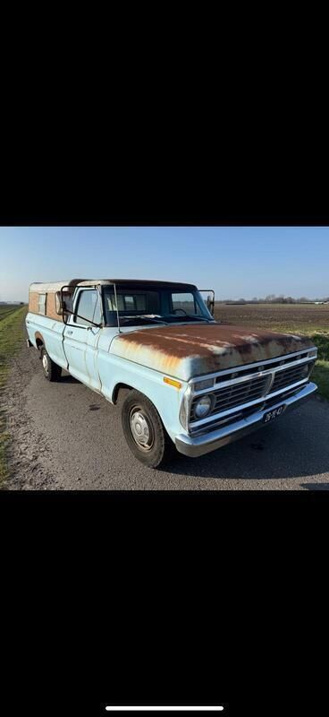 Blau Gebraucht 1974 Ford F250 Abholung | 15.750 € - Bild 1/4