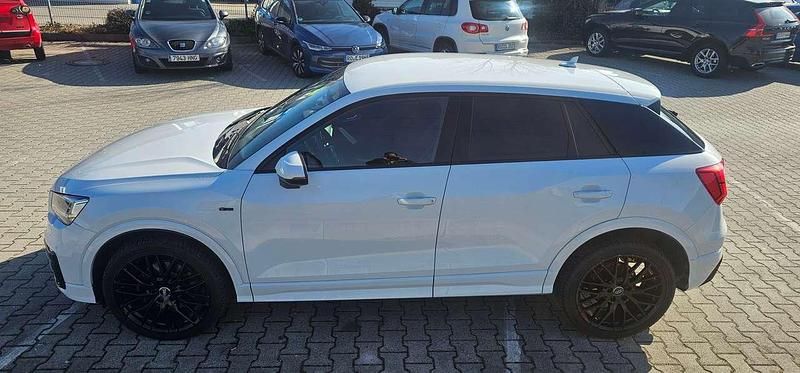 Gebraucht Audi Q2 S-Line 150 PS (110 kW) 2018 Weiß SUV