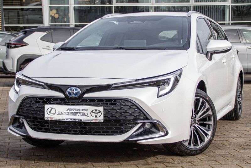 Gebraucht Toyota Corolla 196 PS (144 kW) 2025 Platinumweiß perleffekt Kombi