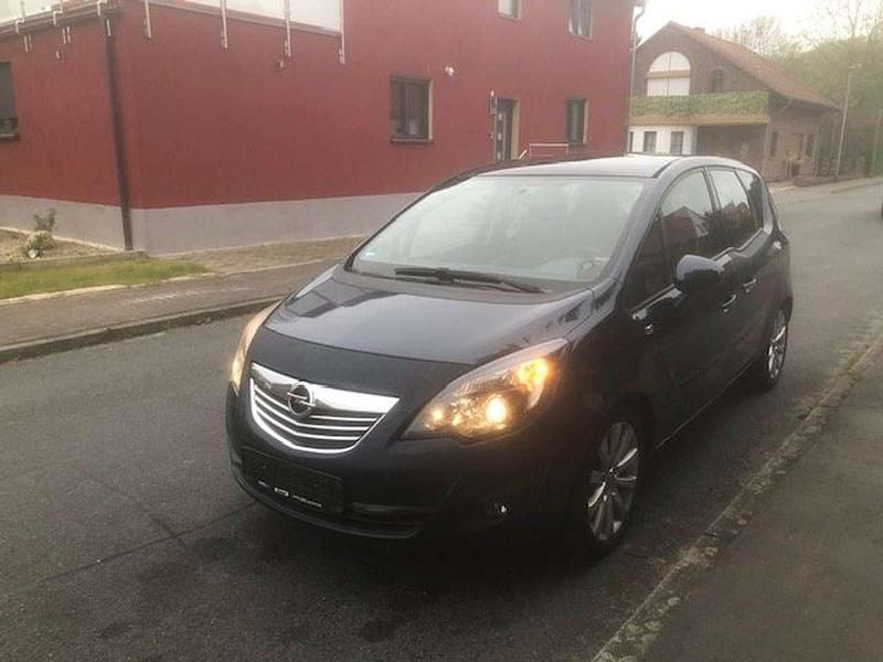 Blau Gebraucht 2013 Opel Meriva Innovation Van / Kleinbus | 5.200 € (Fairer Preis) - Bild 1/4