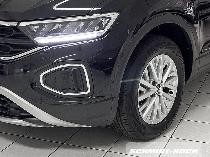 Gebraucht VW T-Roc Life 116 PS (85 kW) 2023 Deep black perleffekt (schwarz) SUV