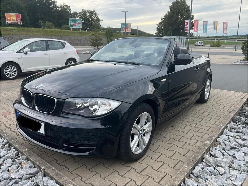 Schwarz Gebraucht 2009 BMW 118 Cabriolet Cabrio | 5.800 € (Superpreis) - Bild 1/3