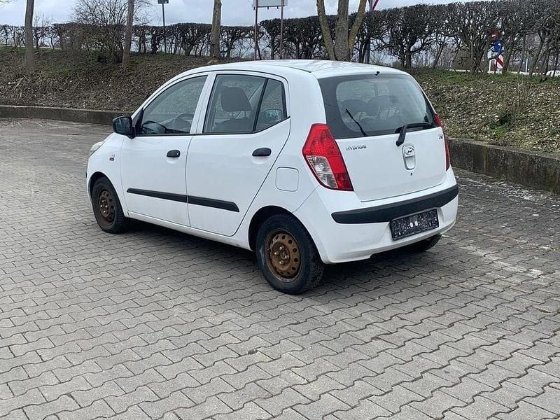 Gebraucht Hyundai i10 Edition+ 67 PS (49 kW) 2009 Weiß Kleinwagen