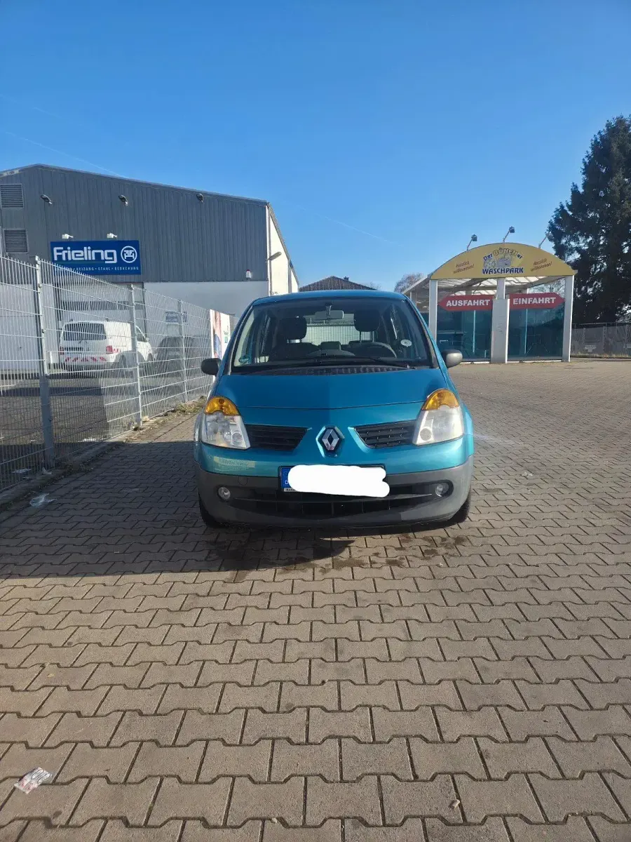 Second-hand Renault Modus 88 CP (64 kW) 2005 Albastru Monovolum