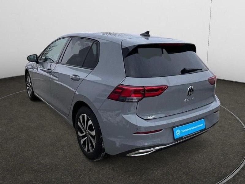 Gebraucht VW Golf VIII Active 150 PS (110 kW) 2022 Limousine