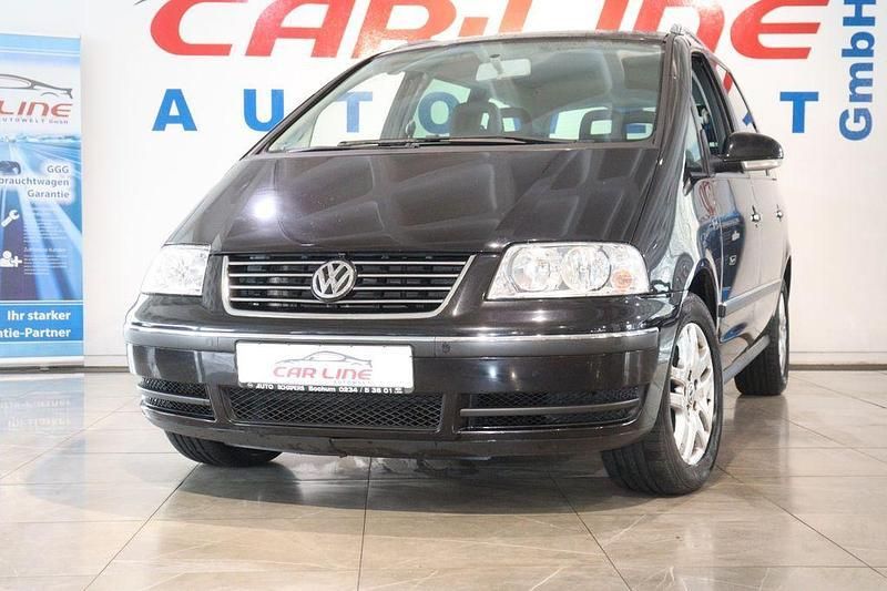 Schwarz Gebraucht 2007 VW Sharan Freestyle Van / Kleinbus | 7.999 € - Bild 1/4