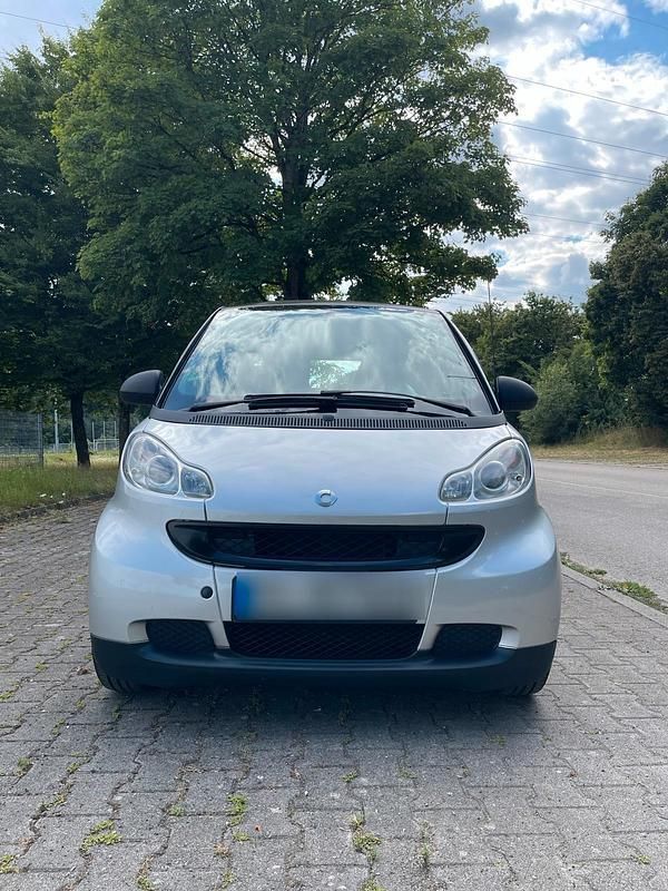 Silber Gebraucht 2009 Smart ForTwo Coupé Coupé | 3.000 € (Fairer Preis) - Bild 1/4